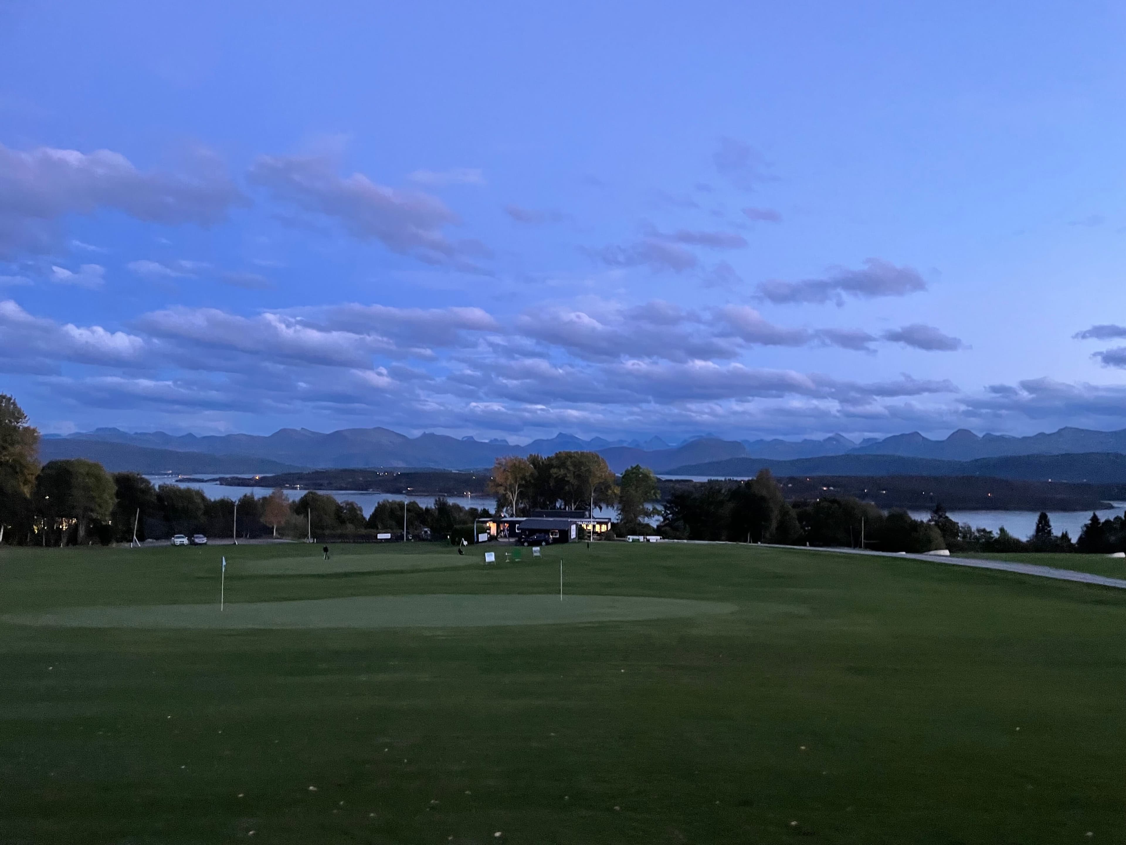 Panoramautsikt over Moldefjorden